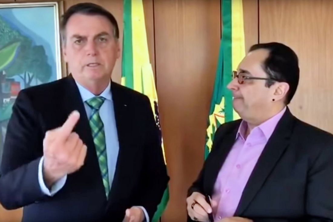 Kajuru grava vídeo Bolsonaro para declarar apoio a projeto de armas